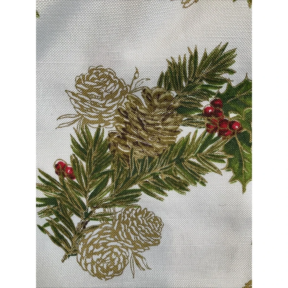 Lennox Holiday Christmas Rectangle Tablecloth Holly Berries Gold Pinecone 60x100